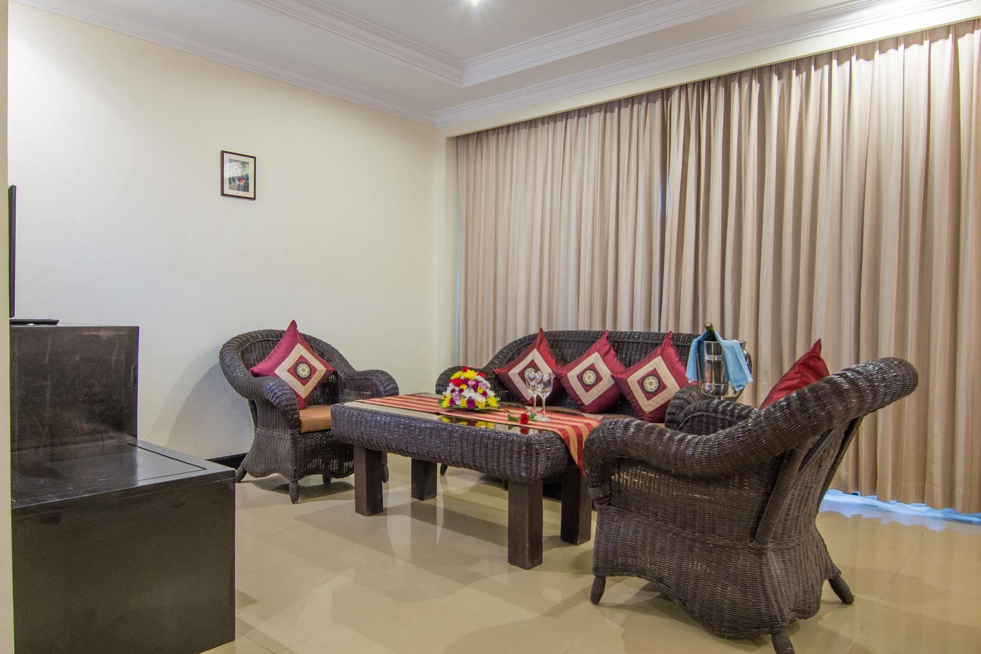 Angkor Riviera Hotel Siem Reap Luaran gambar