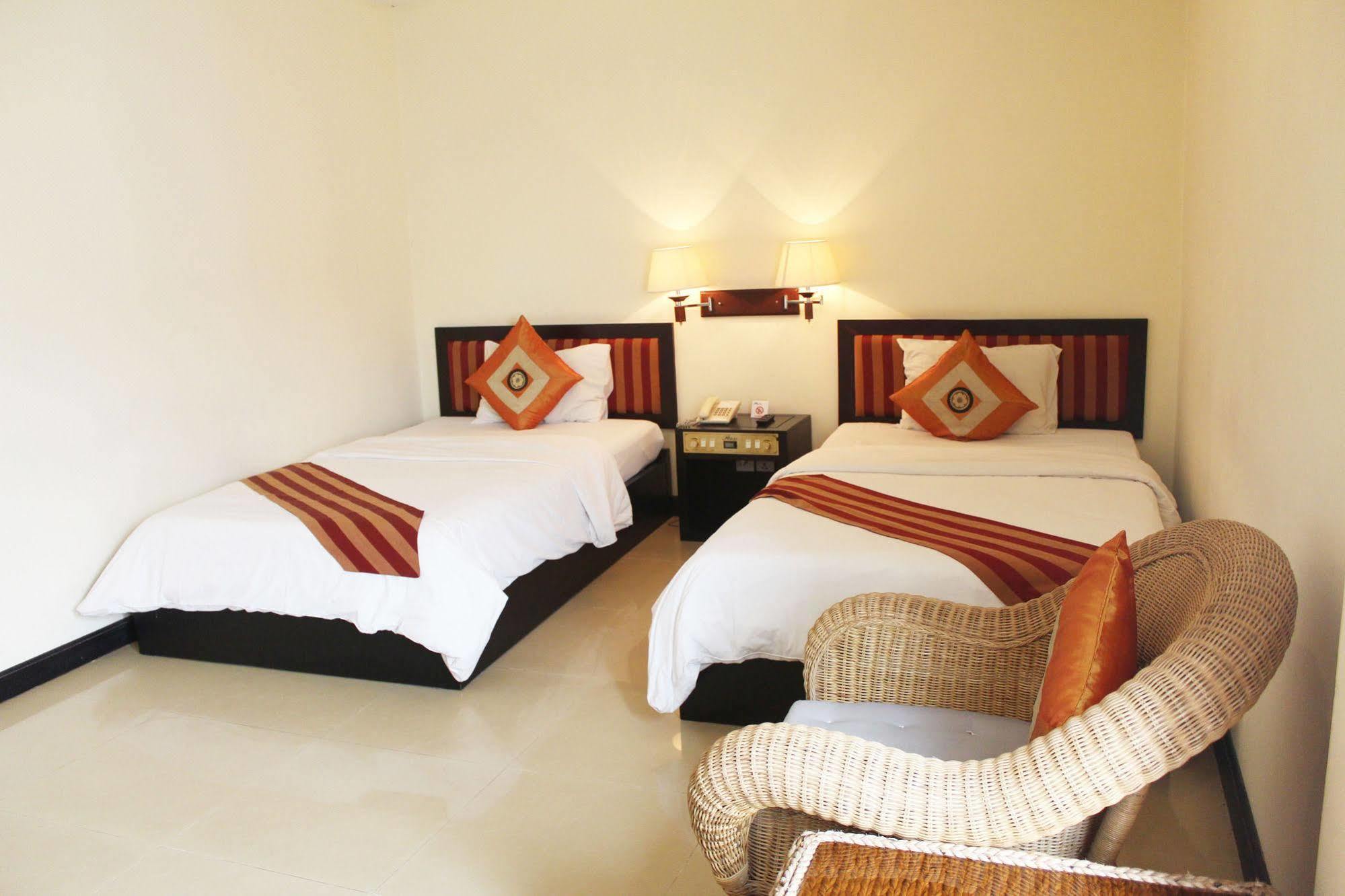 Angkor Riviera Hotel Siem Reap Luaran gambar