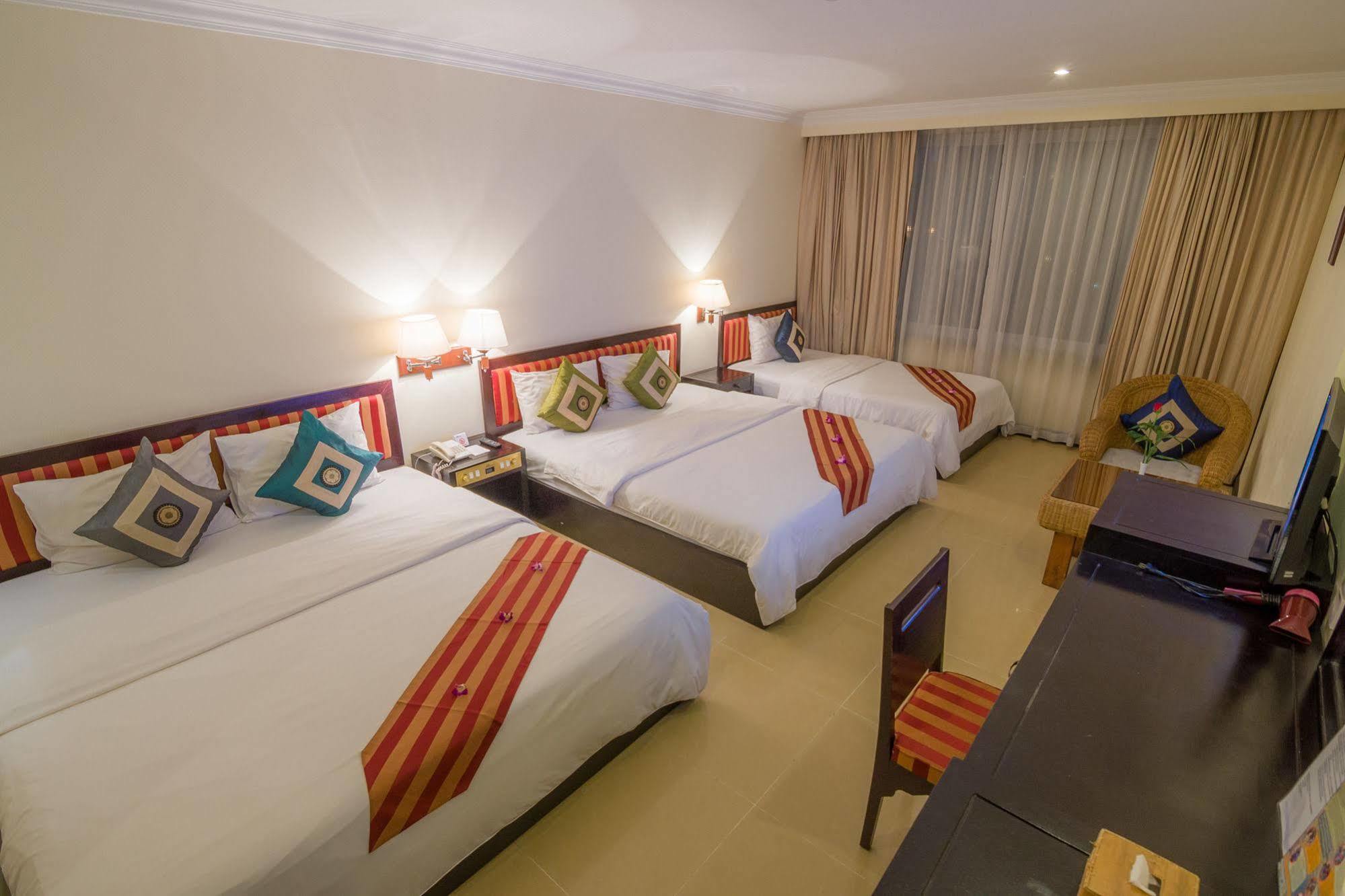 Angkor Riviera Hotel Siem Reap Luaran gambar
