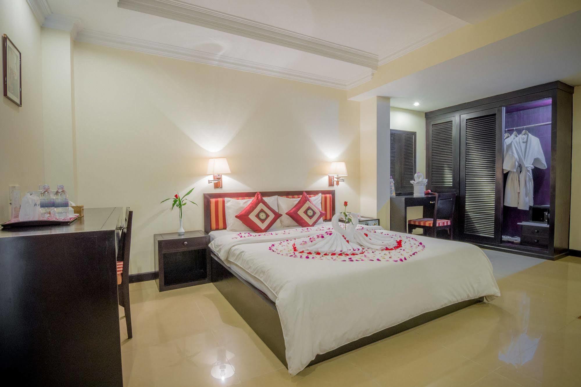 Angkor Riviera Hotel Siem Reap Luaran gambar