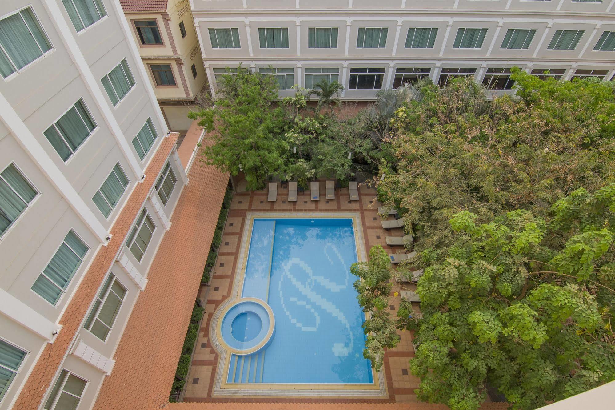 Angkor Riviera Hotel Siem Reap Luaran gambar